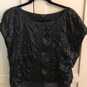Theory dressy shortsleeved top